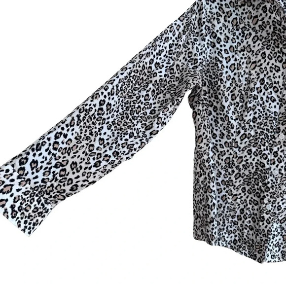 Chico’s Chic Leopard Print Blouse Shirt Long Sleeve Collar No-iron 8 Medium - Picture 6 of 13